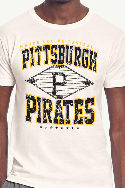 Starter Hot Sale / MENS PITTSBURGH PIRATES  DISTRESSED COOPERSTOWN DIAMOND SHORT SLEEVE T SHIRT